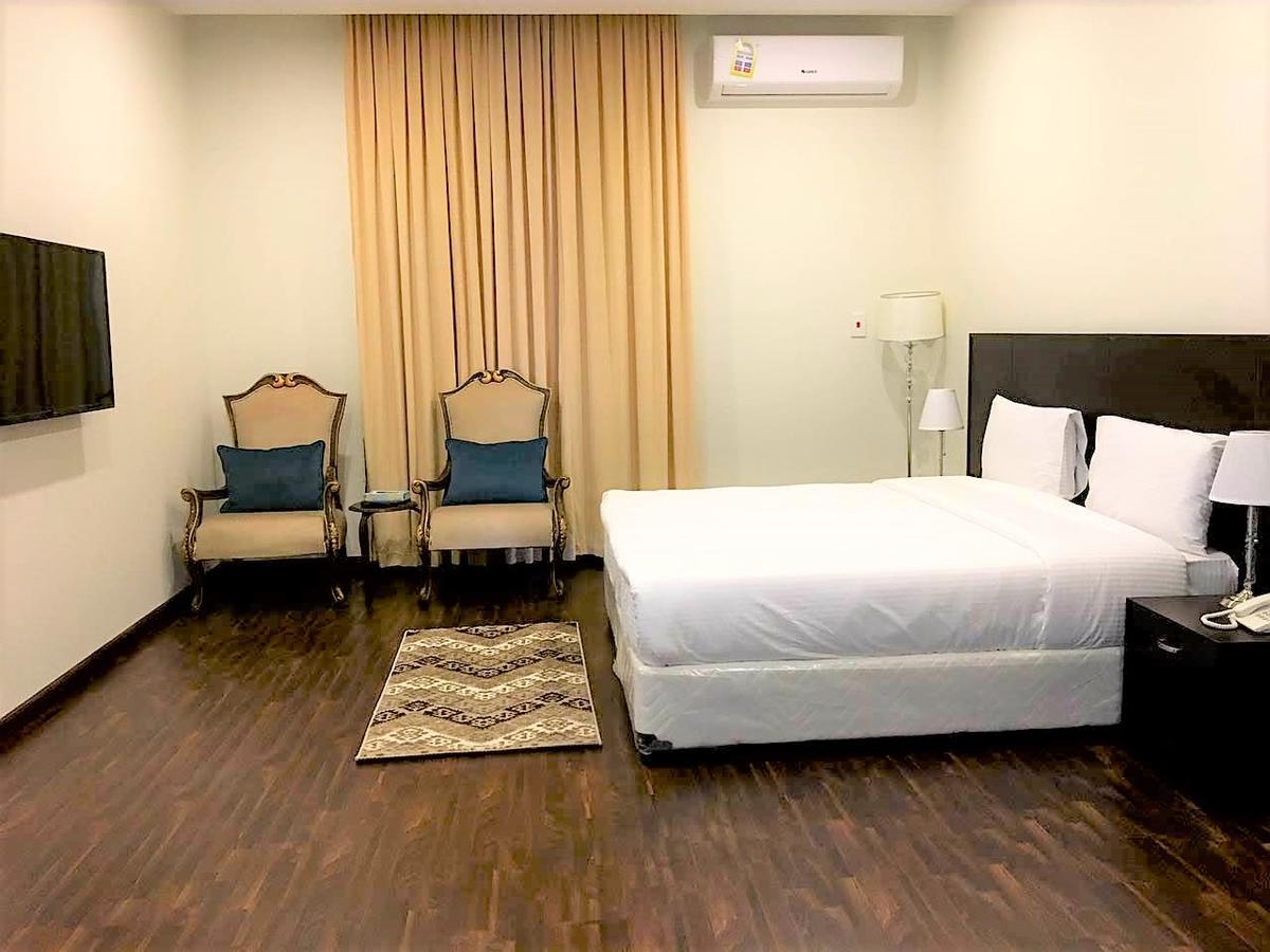 Towlan Al Rawdah Aparthotel 3*